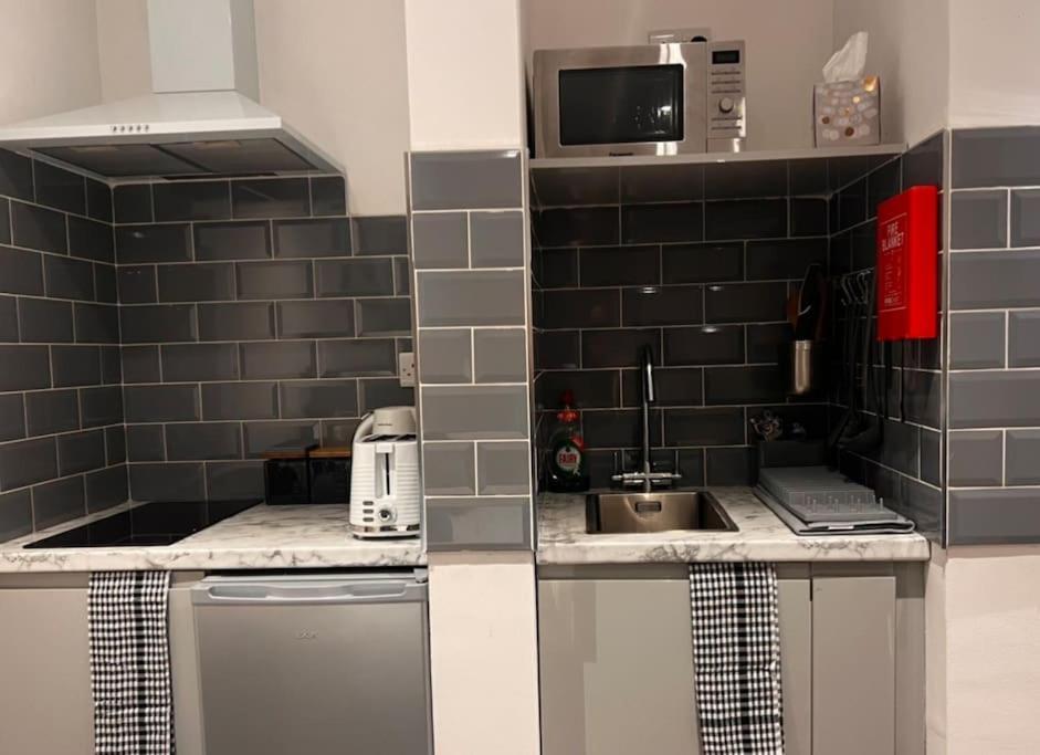 Unique Studio In Central Σαουθάμπτον Εξωτερικό φωτογραφία